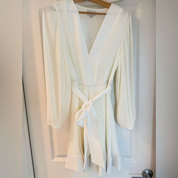 NWOT Milly Liv Long-Sleeve V-Neck Pleated Belted Mini Dress, size US6/UK10 - Picture 15 of 15